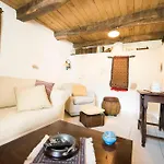 Freelandros Tatil Evi *