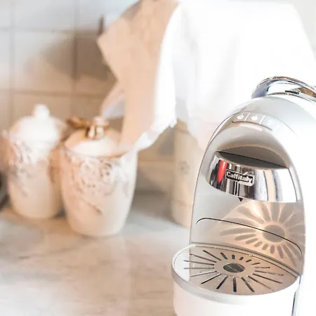 Freelandros Nardodipace Vecchio